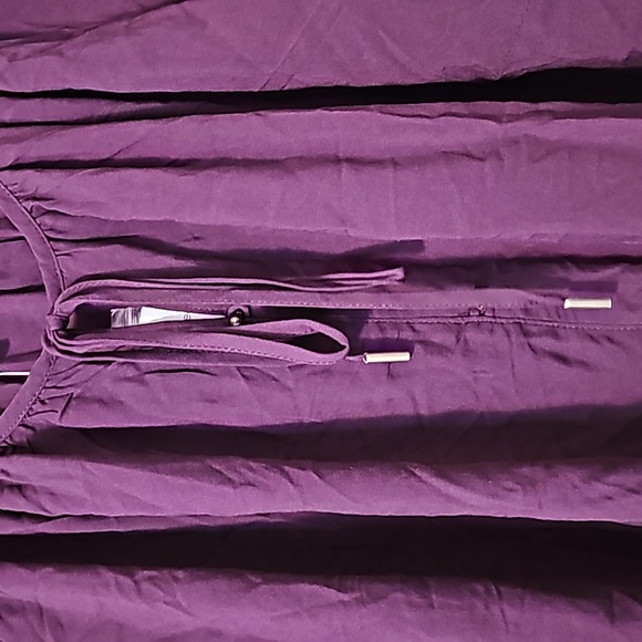 Top - Picture 2 of 8